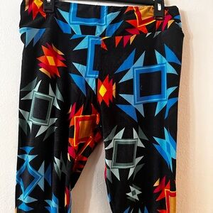 LuLaRoe Black and Blue Geometric Leggings